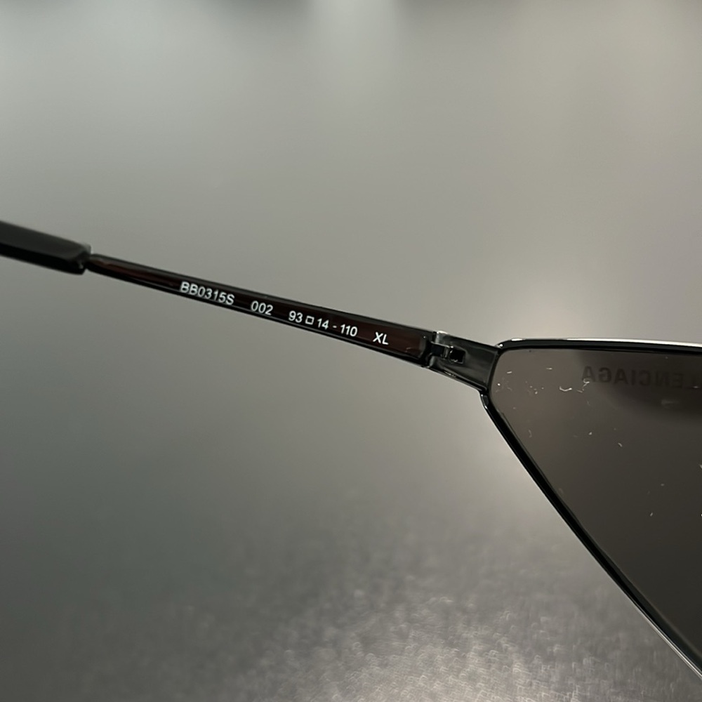 Balenciaga sunglasses - Picture 5 of 8